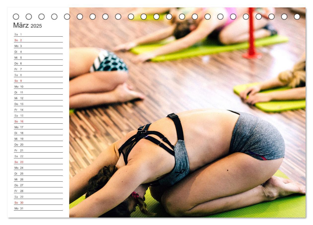 Bild: 9783435025220 | Yoga-Übungen. Geschmeidig werden und bleiben! (Tischkalender 2025...