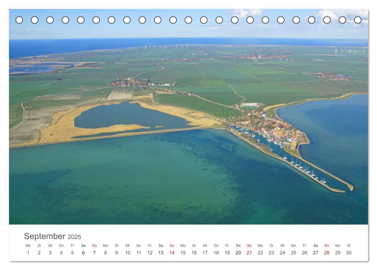 Bild: 9783435095964 | Fehmarn aus der Luft (Tischkalender 2025 DIN A5 quer), CALVENDO...