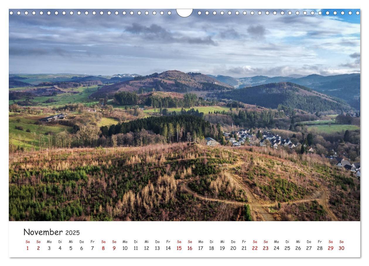 Bild: 9783435431625 | Das Sauerland bei Brilon aus der Vogelperspektive (Wandkalender...