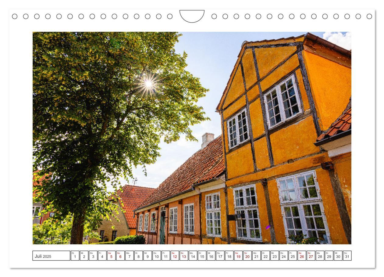 Bild: 9783383846335 | Lolland - Harmonie von Mensch und Natur (Wandkalender 2025 DIN A4...