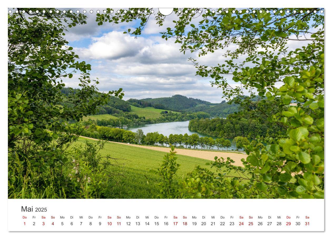 Bild: 9783457235461 | Sauerland - hier muss man mal gewesen sein (Wandkalender 2025 DIN...