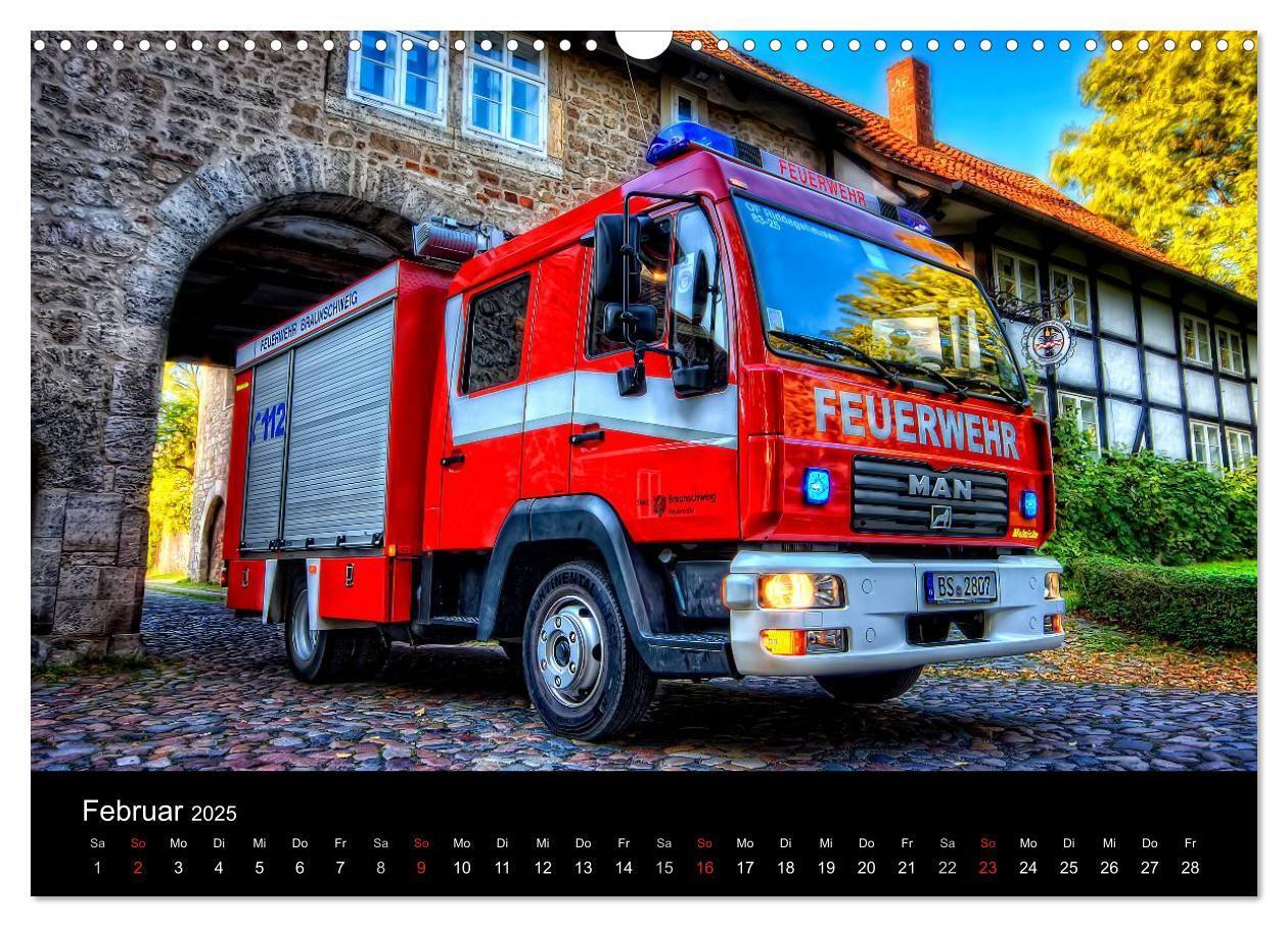 Bild: 9783435816743 | Feuerwehr Braunschweig (Wandkalender 2025 DIN A3 quer), CALVENDO...